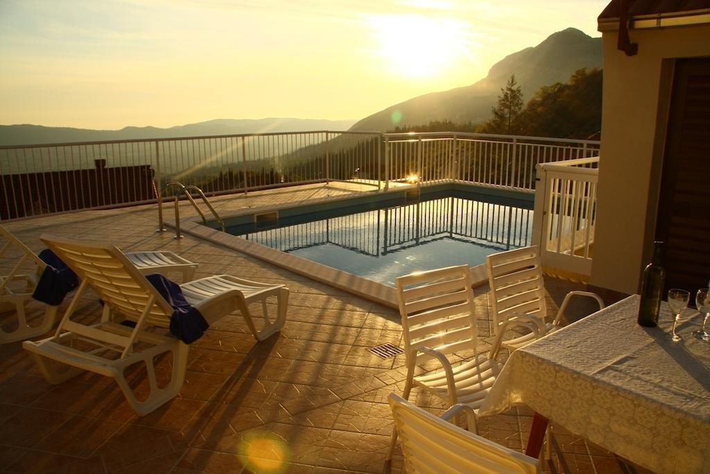 Gruda Holiday Home Urlovic חדר תמונה
