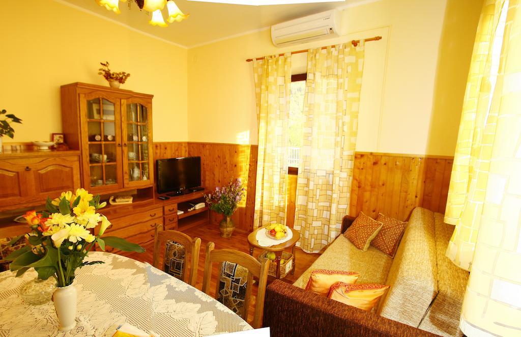 Gruda Holiday Home Urlovic חדר תמונה