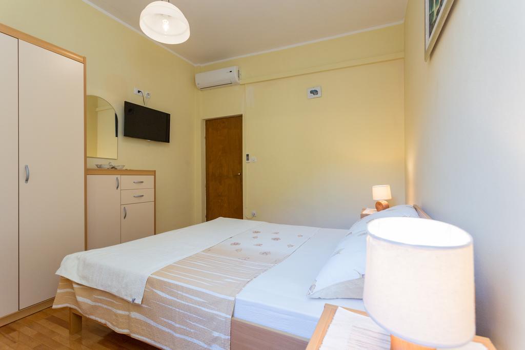 Gruda Holiday Home Urlovic מראה חיצוני תמונה